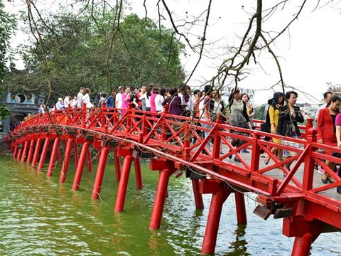 Vietnam Food Tour 