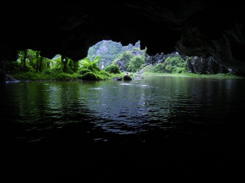 Hoa Lu - Tam Coc Tour 