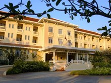 Raffles Grand 