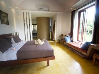 Lake room