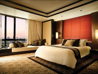 Premier room