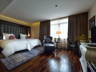 Executive Suite room