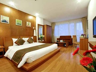 Luxor Suite room