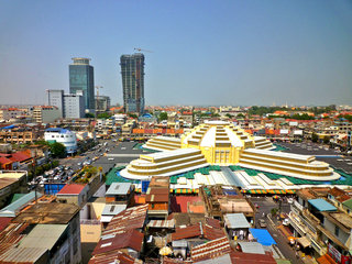 Siem Reap - Phnom Penh City Tour (B, L)