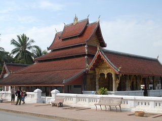 Luang Prabang  (B, L)                           