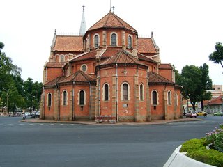Vung Tau – Saigon – Hue (B) 