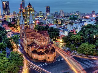 Ho Chi Minh City Tour (B, L)