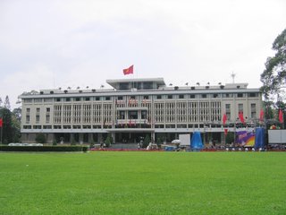 Dalat – Ho Chi Minh (B, L)