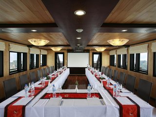 Halong Full Day Meeting (B, L, D)
