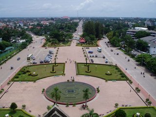 Vientiane City Tour (B, L)