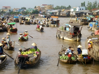 Can Tho, Cai Rang Floating Market – Ho Chi Minh(B, L)