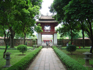Hanoi City Tour (B, L, D)