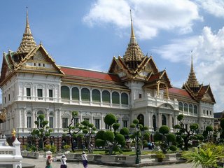 Bangkok City Tour (B, L)