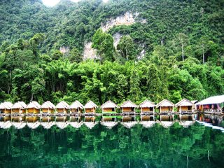 Khao Sok National Park (B, L, D)