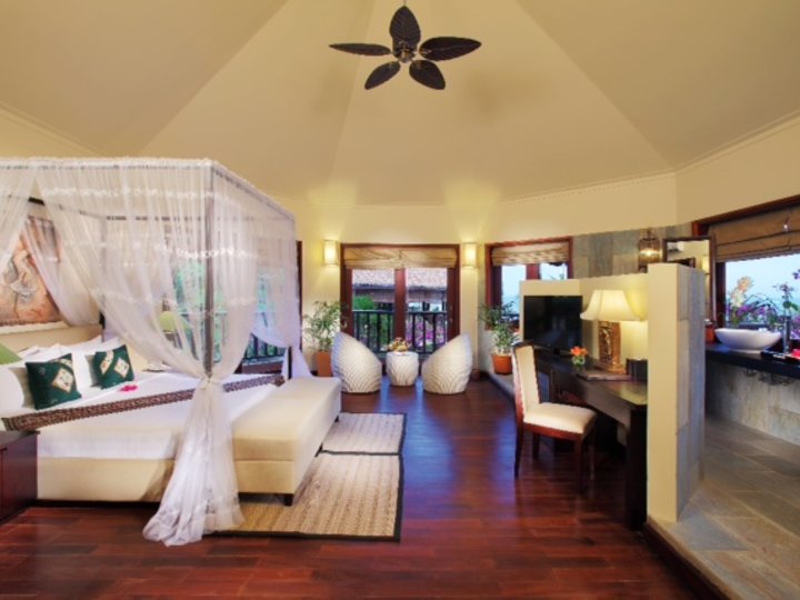 Poshanu Resort