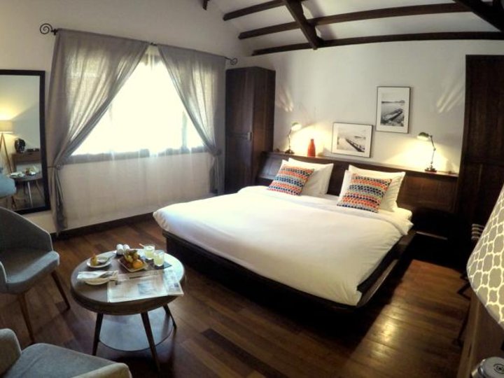 Heritage Suites 
