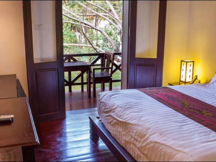 Chitchareune Muangluang Hotel