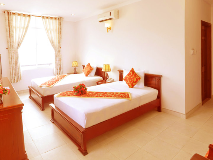 Pearl Palace