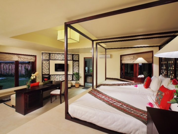 Poshanu Resort