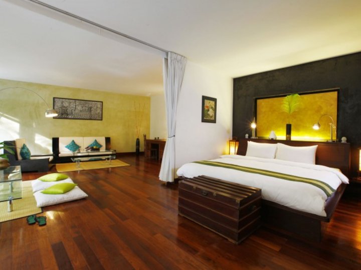 Heritage Suites 