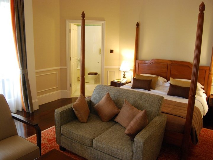Raffles Grand 