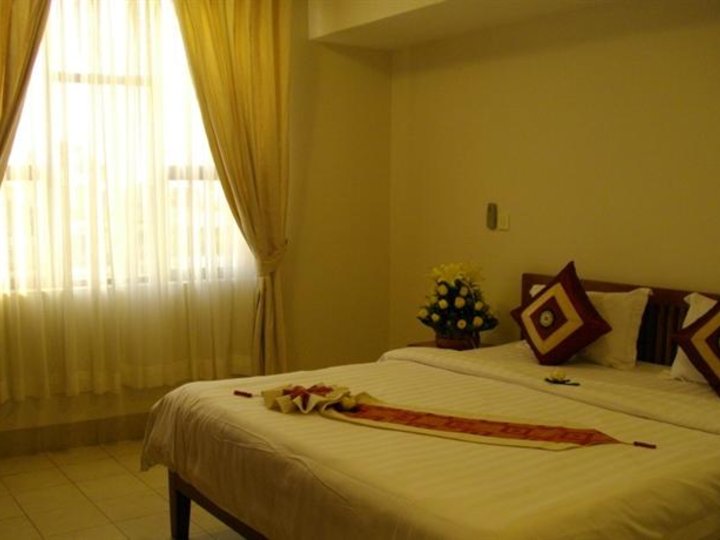 Lux Riverside