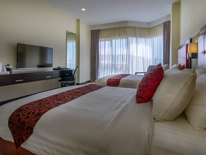 Queenco Hotel and Casino