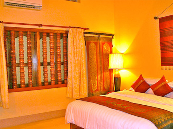 Shining Angkor Boutique 